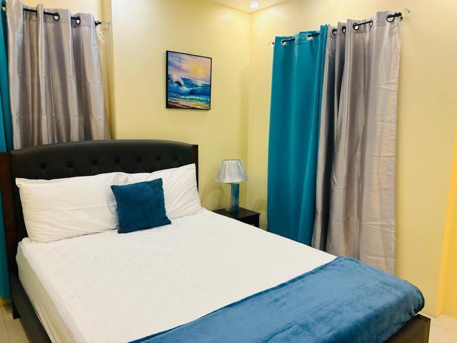 The Rest Stop- Upstairs/24Hr Security/5 Miles Mbj Apartment Montego Bay Ngoại thất bức ảnh